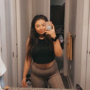 Meet your Posher, Daniela